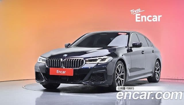 BMW 5 Series (G30)