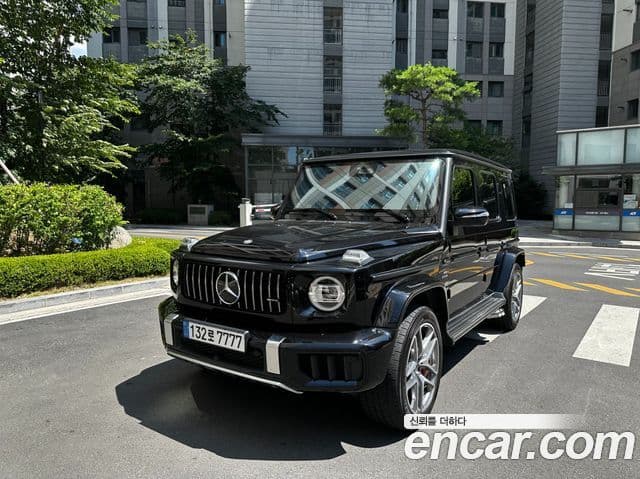 Mercedes-Benz G-Class W465