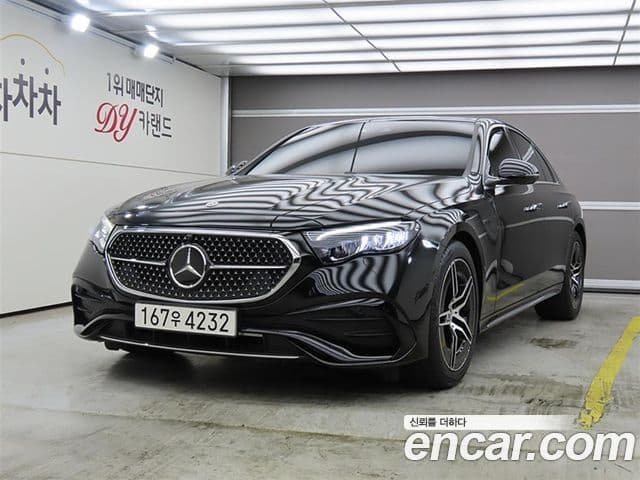 Mercedes-Benz E-Class W214 1