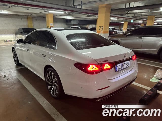 Mercedes-Benz E-Class W214 2