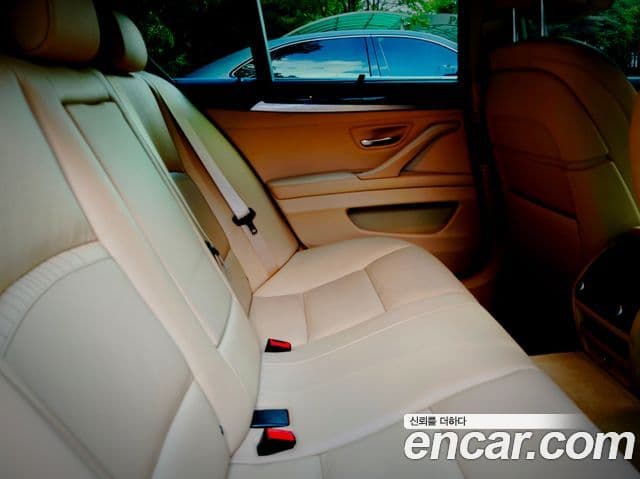 BMW 5 Series (F10)