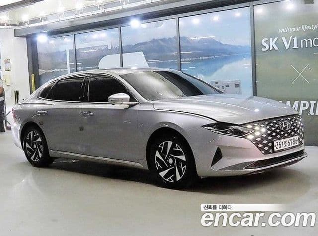 Hyundai The New Grandeur IG Hybrid