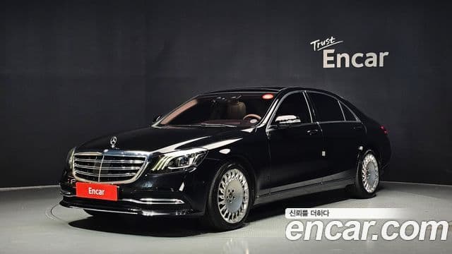 Mercedes-Benz S-Class W222