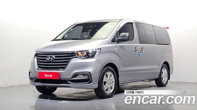Hyundai The New Grand Starex