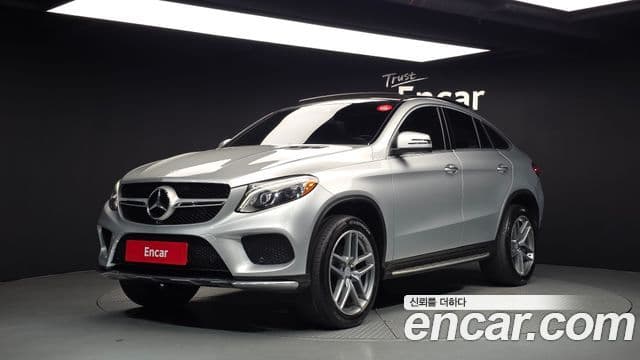 Mercedes-Benz GLE-Class W166