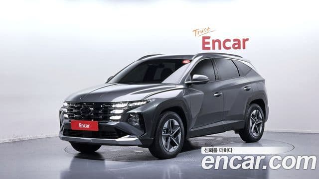 Hyundai The New Tucson Hybrid (NX4)