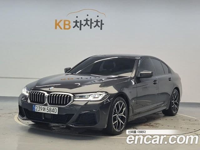BMW 5 Series (G30)