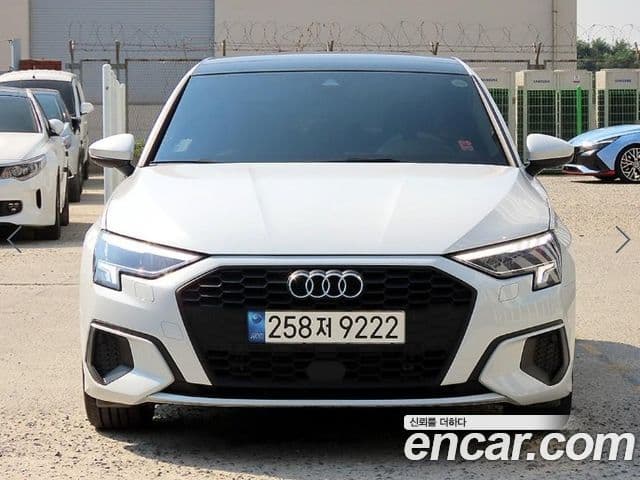 Audi A3 (8Y)