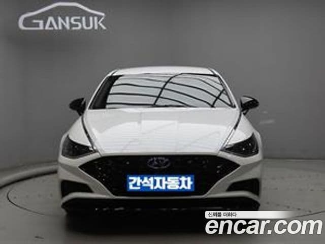 Hyundai Sonata (DN8)