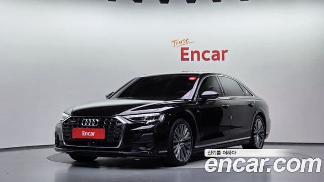 Audi A8 (D5)