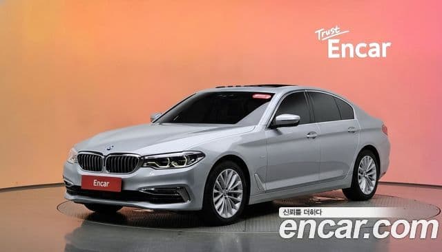 BMW 5 Series (G30)