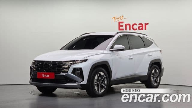 Hyundai The New Tucson Hybrid (NX4)