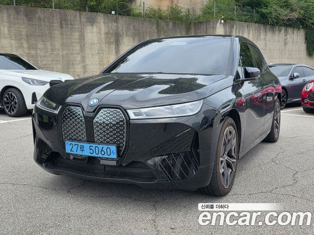 BMW iX