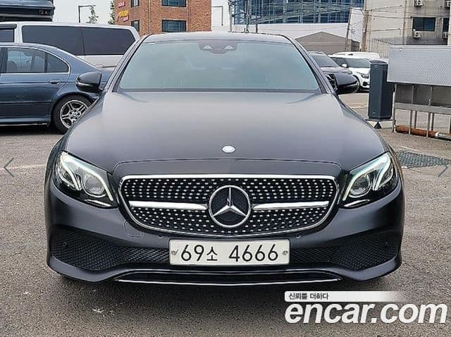 Mercedes-Benz E-Class W213