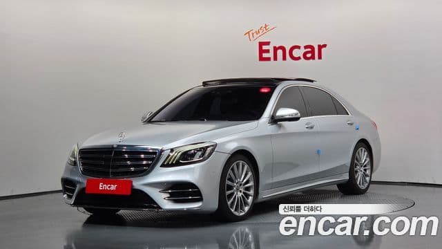 Mercedes-Benz S-Class W222