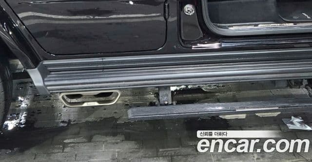 Mercedes-Benz G-Class W463b