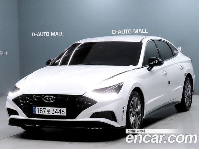 Hyundai Sonata (DN8)