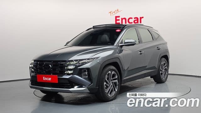 Hyundai The New Tucson Hybrid (NX4)