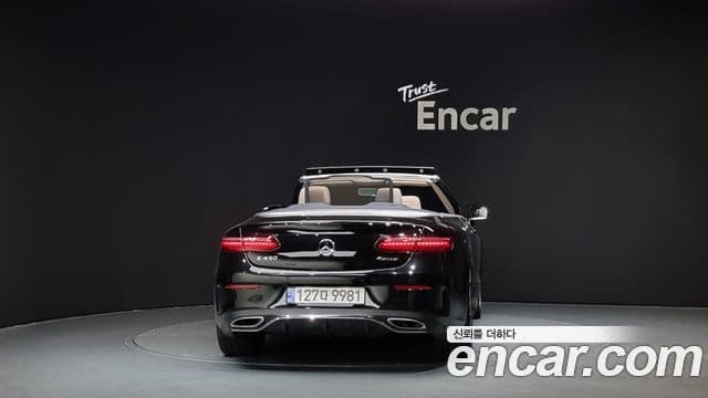 Mercedes-Benz E-Class W213 4