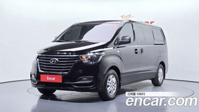 Hyundai The New Grand Starex