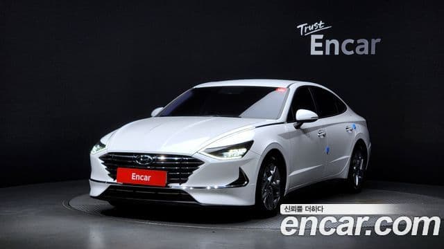 Hyundai Sonata (DN8)