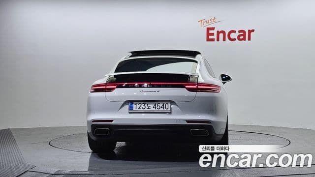 Porsche Panamera (971) 4