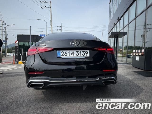 Mercedes-Benz C-Class W206 4