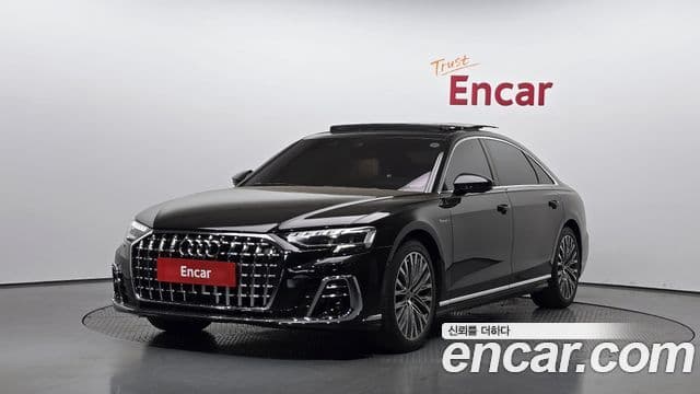Audi A8 (D5)