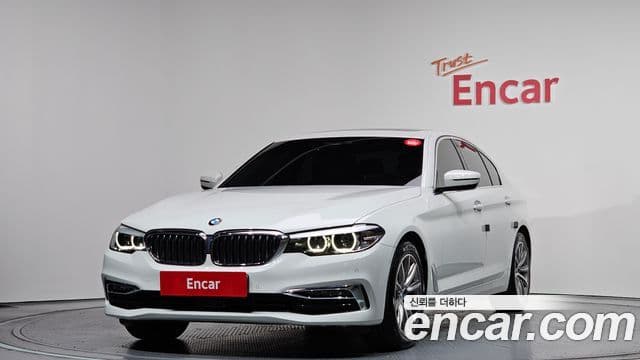 BMW 5 Series (G30)