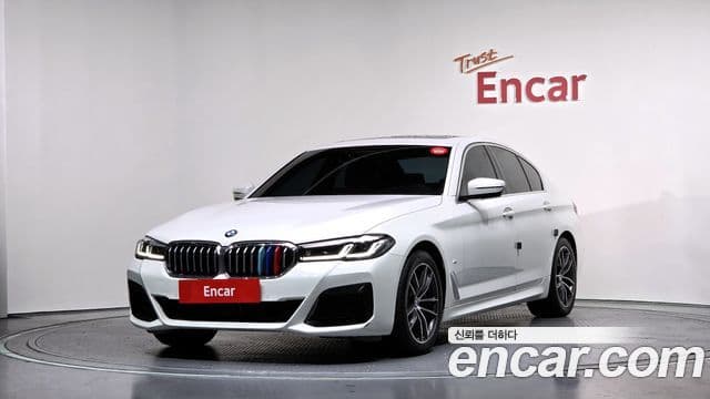 BMW 5 Series (G30)