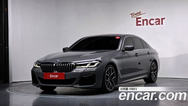 BMW 5 Series (G30)
