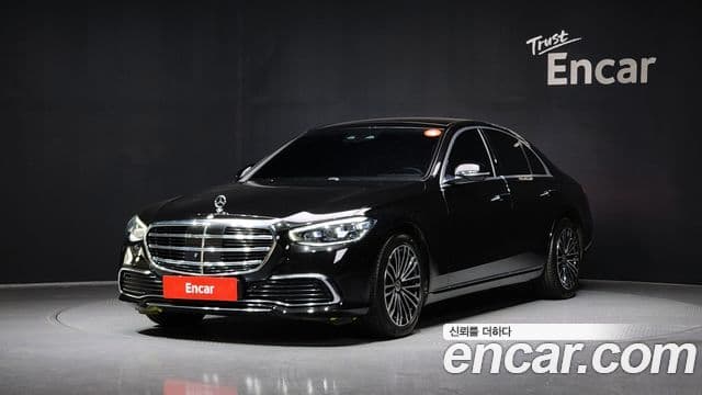 Mercedes-Benz S-Class W223 1