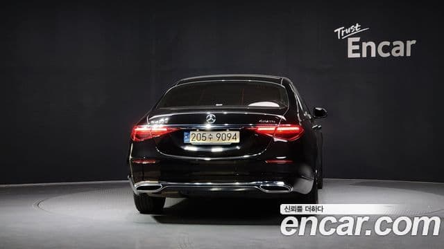Mercedes-Benz S-Class W223 4