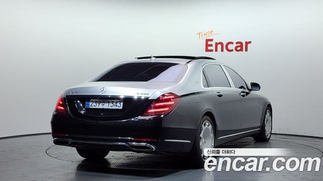 Mercedes-Benz S-Class W222 2