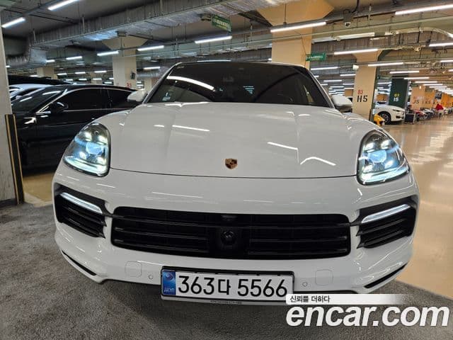 Porsche Cayenne (PO536) 2