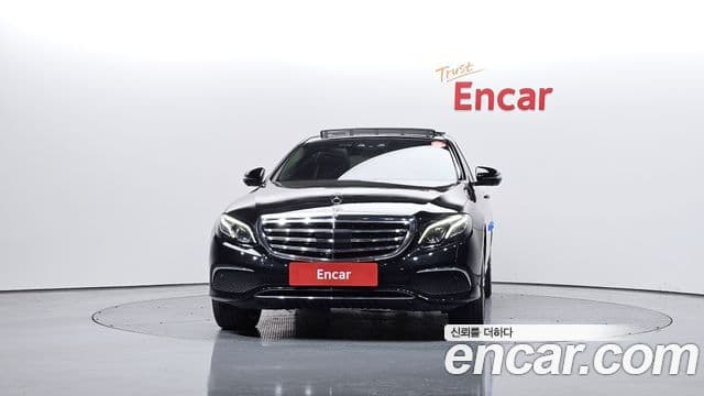 Mercedes-Benz E-Class W213 3