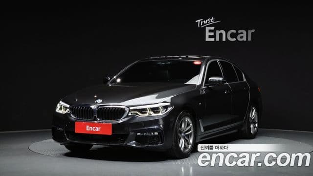 BMW 5 Series (G30)