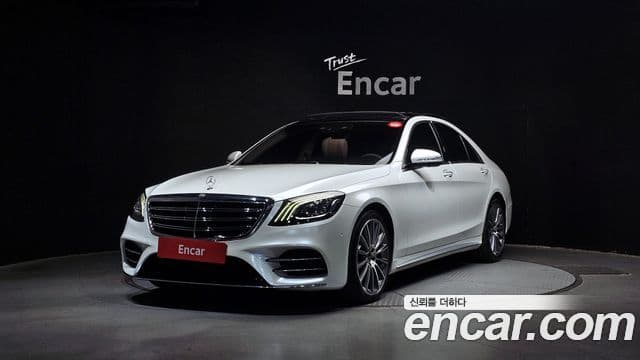 Mercedes-Benz S-Class W222