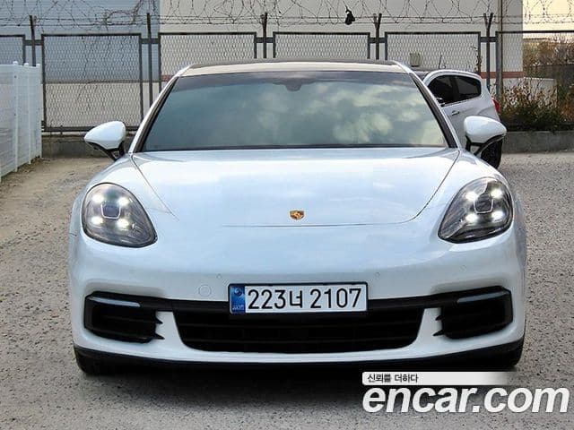Porsche Panamera (971)