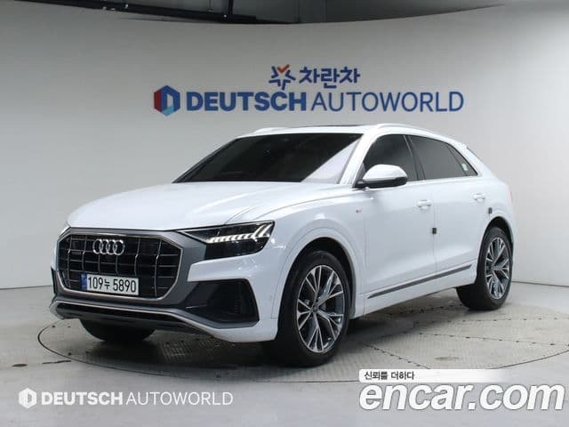 Audi Q8 (4M)