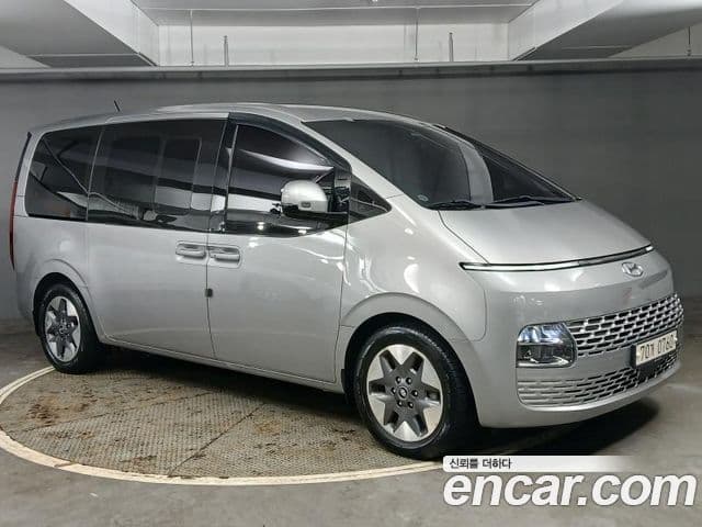 Hyundai Staria 3