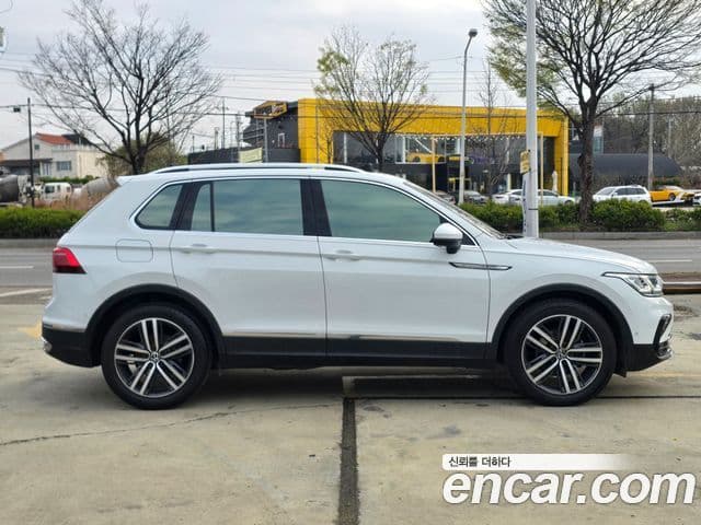 Volkswagen Tiguan 2nd Gen 4
