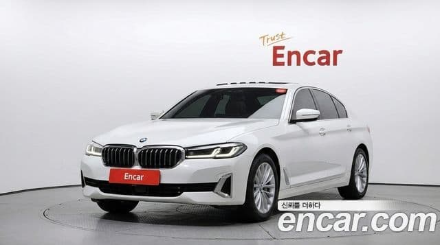BMW 5 Series (G30)