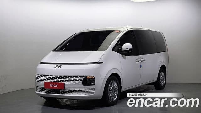 Hyundai Staria