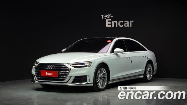 Audi A8 (D5)