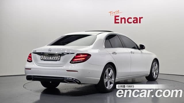 Mercedes-Benz E-Class W213 2