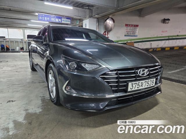 Hyundai Sonata (DN8)