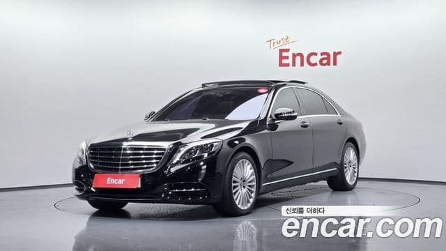Mercedes-Benz S-Class W222