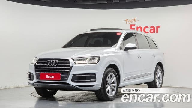 Audi Q7 (4M)