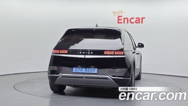 Hyundai Ioniq 5 4